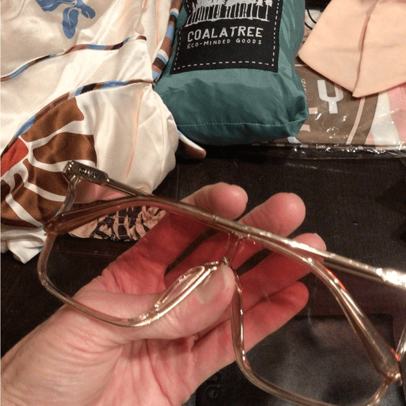 NEW! Quay Nightfall Adorned Pink Gradient Shield Sunglasses -1 TINY SCRATCH